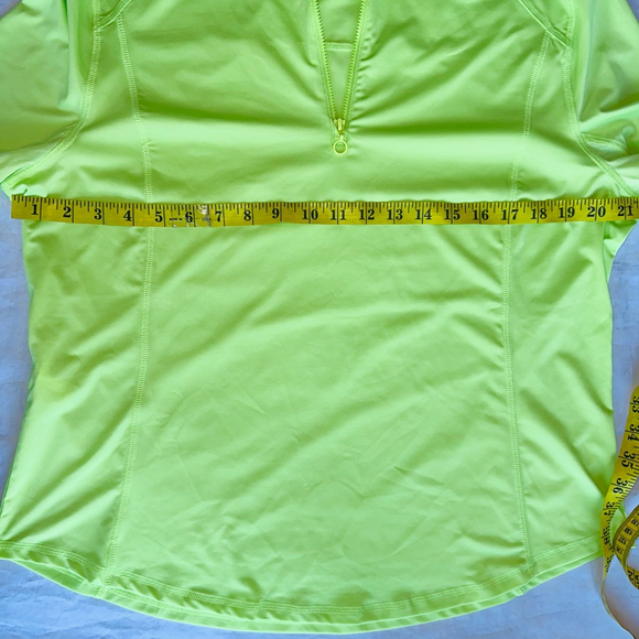 NWOT Women’s XL PGA Tour 1/4 Zip LS Polyester Golf Pullover Fluorescent Yellow - Picture 6 of 8